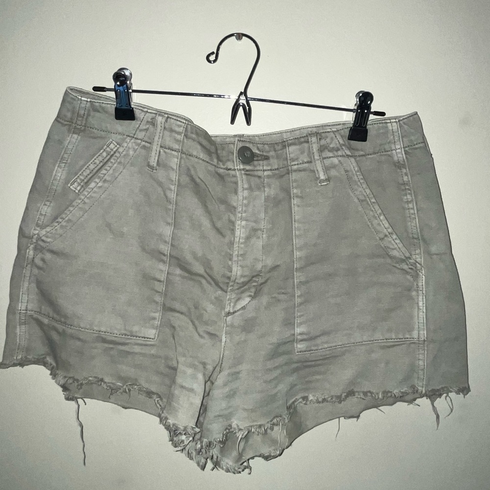 American Eagle cargo shorts